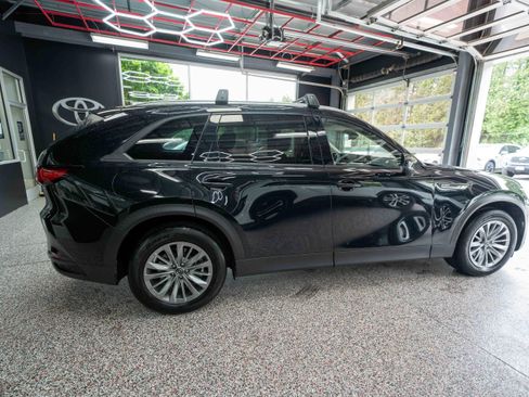 Used 2024 MAZDA CX-90 Plug-In Hybrid w/ Preferred AWD/4WD image 4