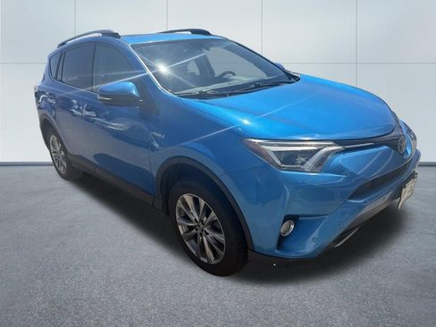 Used 2017 Toyota RAV4 Limited w/ Advanced Technology Package AWD/4WD image 8