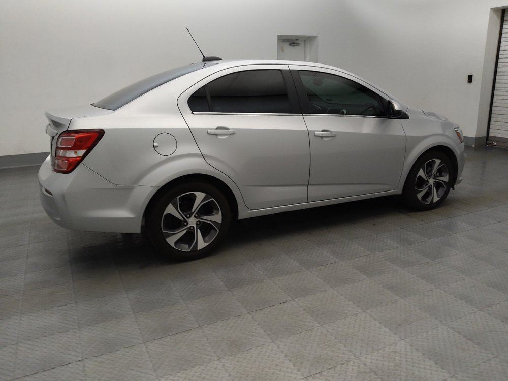 Used 2020 Chevrolet Sonic Premier FWD image 10
