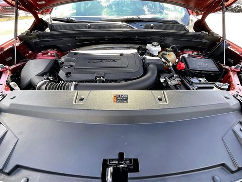 Used 2023 Buick Envision Essence image 31