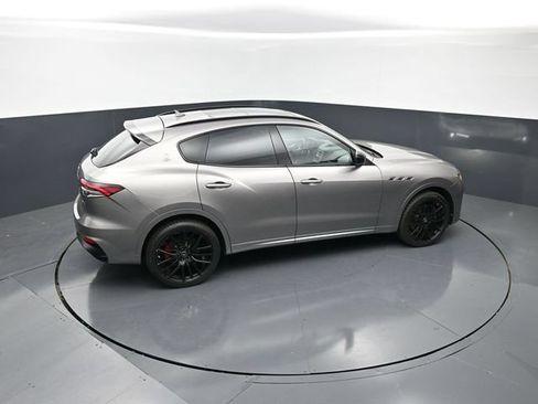 Used 2021 Maserati Levante S AWD/4WD image 21