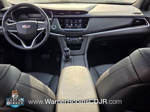Used 2024 Cadillac XT6 Luxury image 8