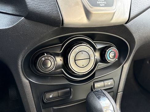 Used 2011 Ford Fiesta SES w/ 301A Rapid Spec Order Code image 23