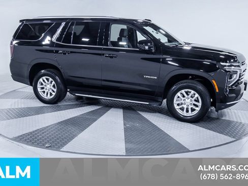 Used 2025 Chevrolet Tahoe LT AWD/4WD image 13