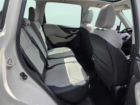 Used 2021 Subaru Forester Premium AWD/4WD image 20