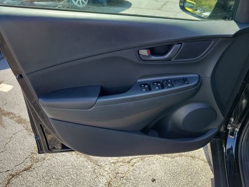 Used 2023 Hyundai Kona SEL image 8