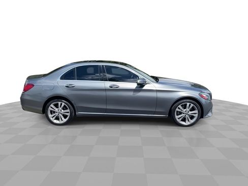 Used 2019 Mercedes-Benz C 300 4MATIC Sedan image 9