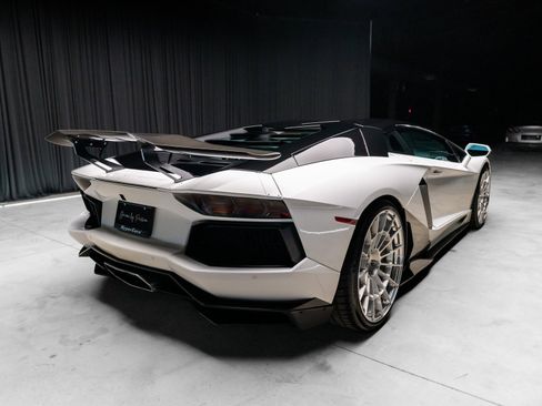 Used 2013 Lamborghini Aventador LP 700-4 image 15