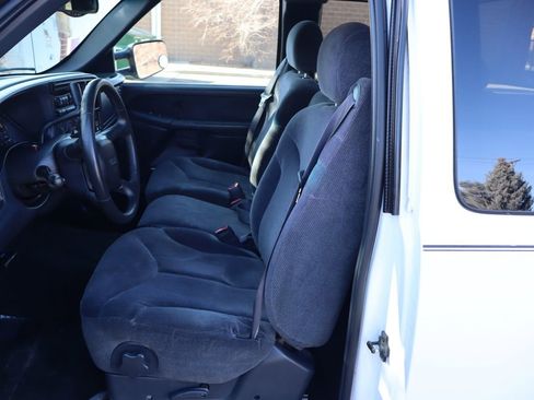 Used 2000 GMC Sierra 2500 SLE image 19
