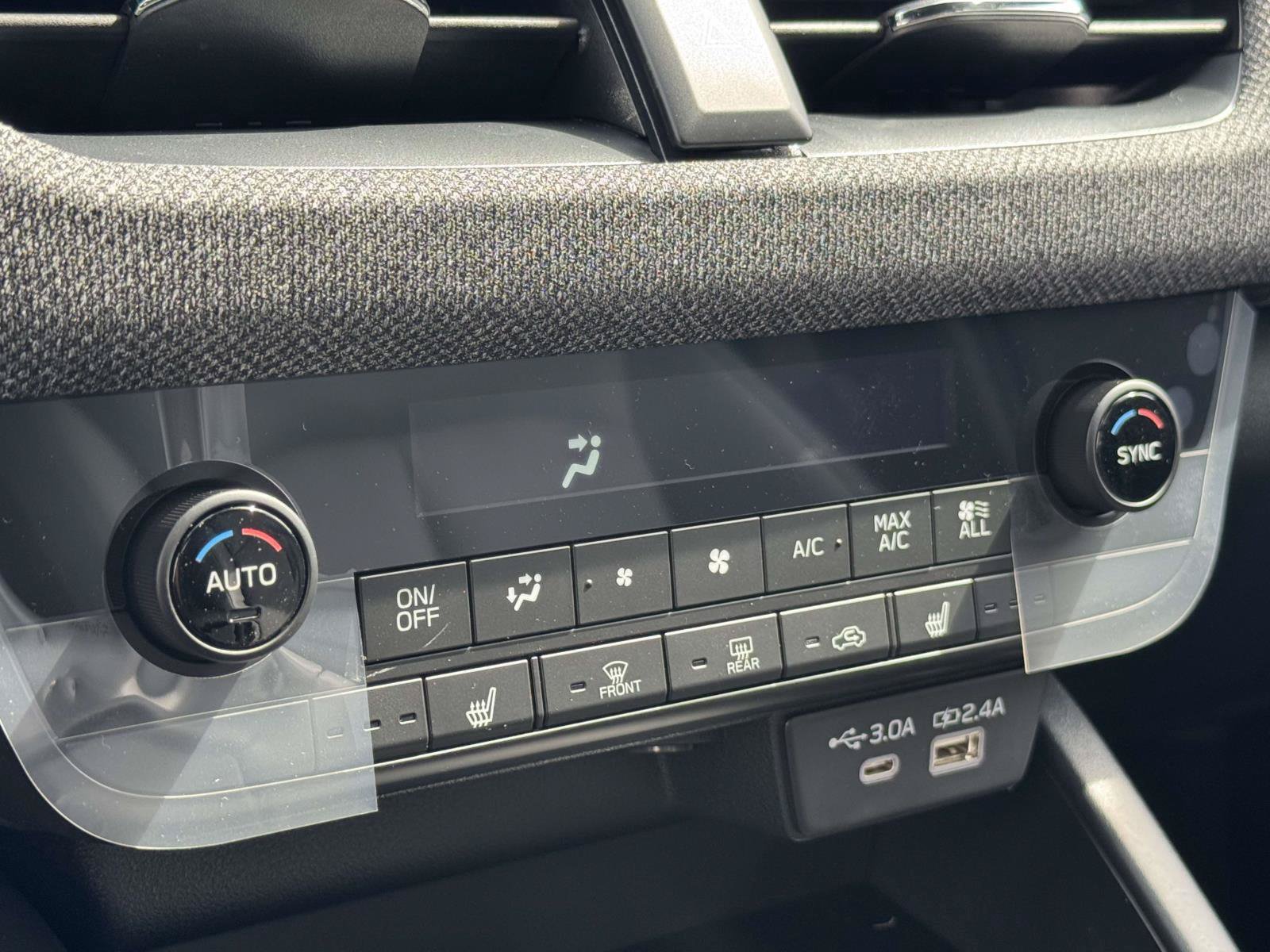New 2026 Subaru Outback Limited AWD/4WD image 13