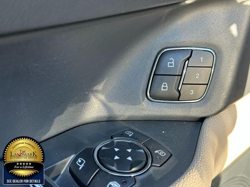 Used 2023 Ford Expedition Limited AWD/4WD image 27