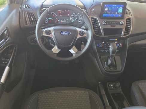 Used 2022 Ford Transit Connect XLT FWD image 12