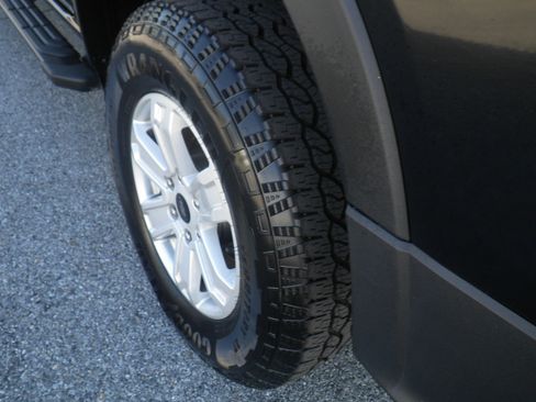 Certified 2024 Ford Ranger XL image 13