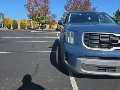 Used 2023 Kia Telluride S