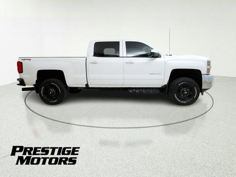 Used 2017 Chevrolet Silverado 2500 LT AWD/4WD image 7
