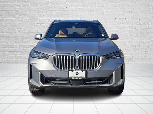 Used 2026 BMW X5 xDrive40i w/ Premium Package image 2