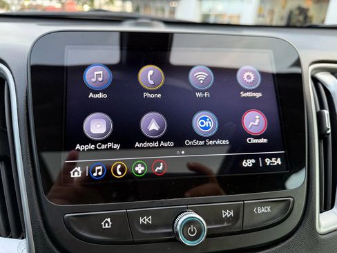 Used 2022 Chevrolet Malibu LT image 27