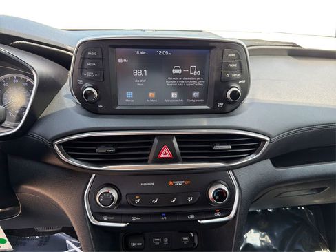 Used 2019 Hyundai Santa Fe SE FWD image 14