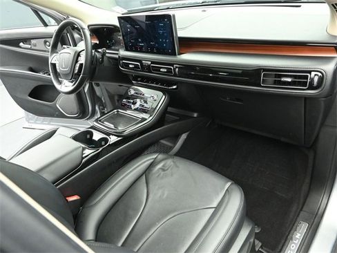 Certified 2022 Lincoln Nautilus Reserve w/ Equipment Group 201A image 27