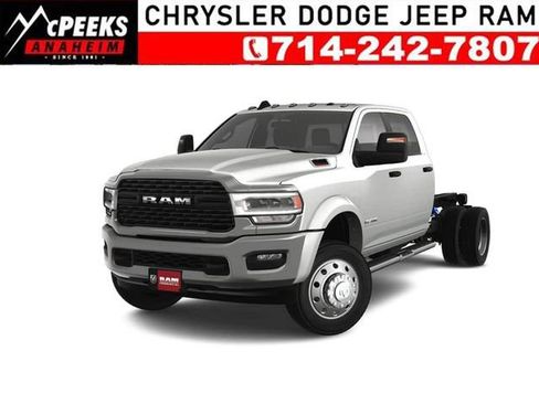 New 2024 RAM 4500 Tradesman w/ Chrome Appearance Group RWD image 2