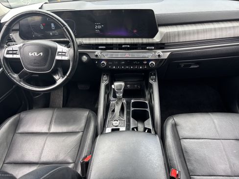 Used 2023 Kia Telluride EX w/ EX Captain's Chair Package AWD/4WD image 13