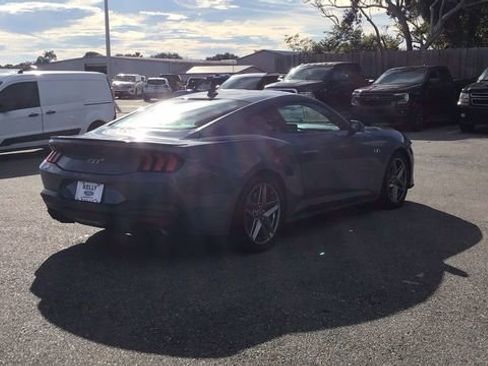 Certified 2025 Ford Mustang GT Premium image 5