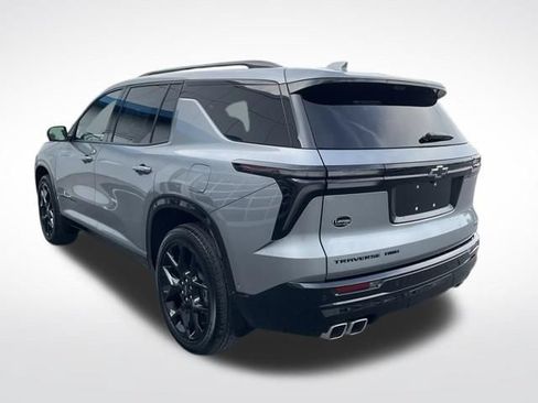 Used 2026 Chevrolet Traverse RS w/ LPO, Floor Liner Package AWD/4WD image 15