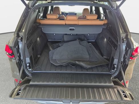 Used 2025 BMW X5 xDrive40i w/ Premium Package AWD/4WD image 12