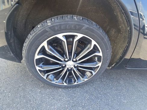 Used 2015 Toyota Corolla S FWD image 11