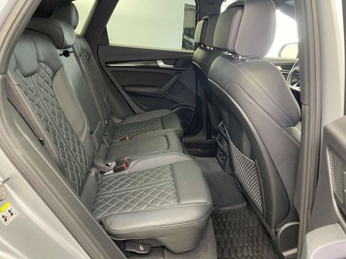 Used 2019 Audi SQ5 Prestige w/ Prestige Package AWD/4WD image 19