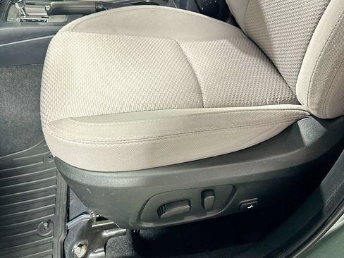Used 2018 Subaru Forester 2.5i Premium AWD/4WD image 21