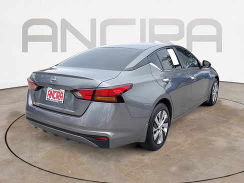 Used 2023 Nissan Altima 2.5 S FWD image 14