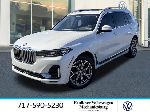 Used 2022 BMW X7 xDrive40i w/ Premium Package AWD/4WD image 1