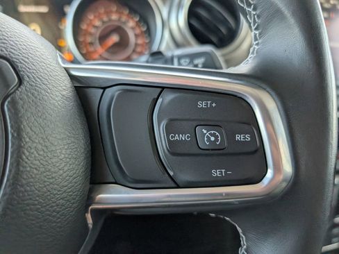 Used 2021 Jeep Wrangler Unlimited Sahara image 15