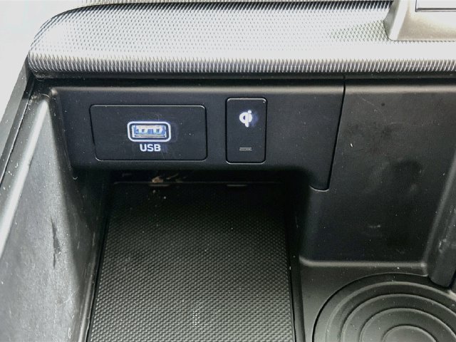 Used 2024 Hyundai Palisade Limited FWD image 21