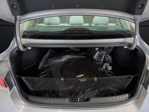 New 2026 Hyundai Elantra Limited FWD image 16