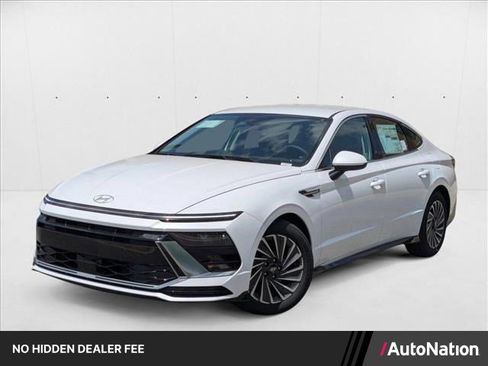 New 2025 Hyundai Sonata SEL FWD image 1