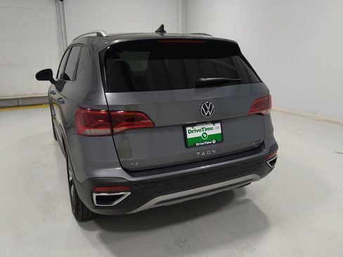 Used 2022 Volkswagen Taos SE AWD/4WD image 6