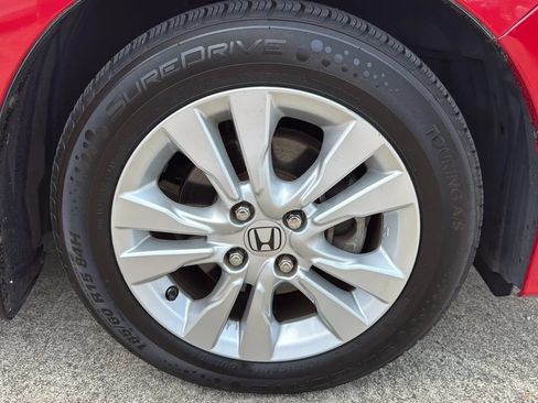 Used 2014 Honda Insight EX image 25