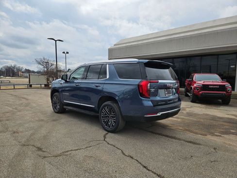 New 2026 GMC Yukon Elevation image 3