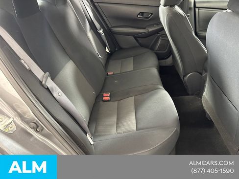 Used 2024 Nissan Sentra SV FWD image 18