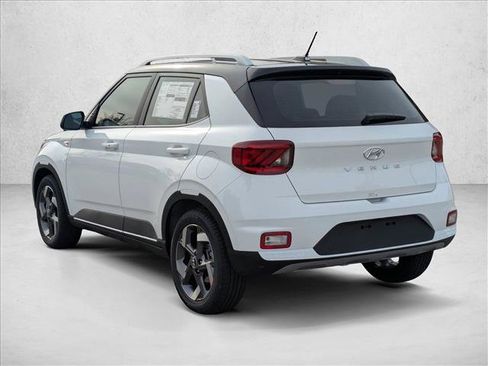 New 2026 Hyundai Venue SEL image 8