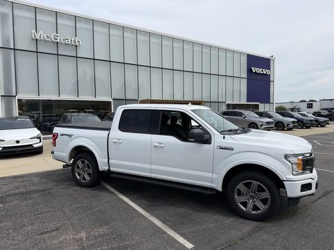 Used 2018 Ford F150 XLT w/ Equipment Group 302A Luxury AWD/4WD image 3