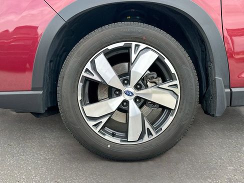 Used 2021 Subaru Forester Touring image 29