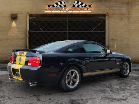 Used 2006 Ford Mustang GT Premium RWD image 6