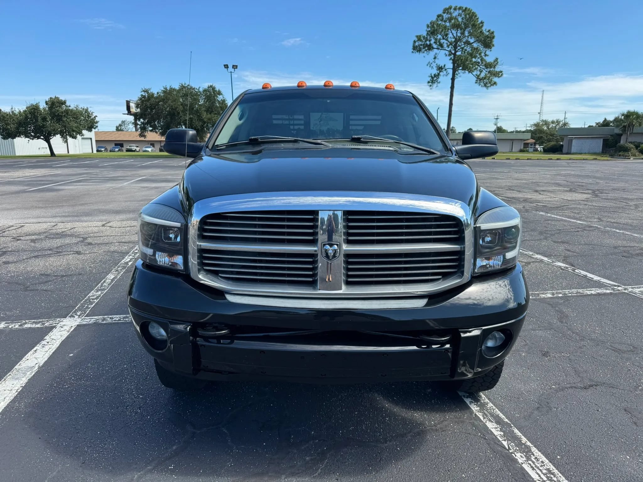 Used 2009 Dodge Ram 3500 Truck Laramie w/ Trailer Tow Group AWD/4WD image 3