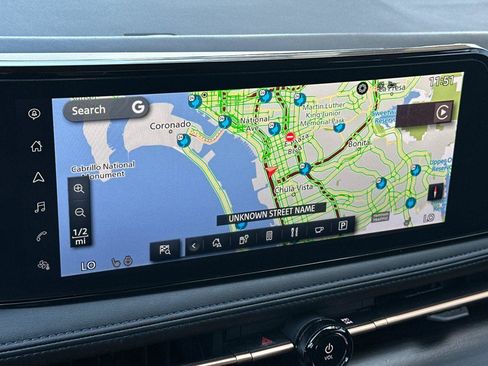 Used 2023 Nissan Ariya AWD image 21