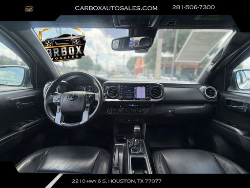 Used 2021 Toyota Tacoma TRD Pro AWD/4WD image 9
