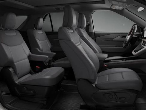 New 2026 Ford Explorer Active w/ Active Comfort Package image 6