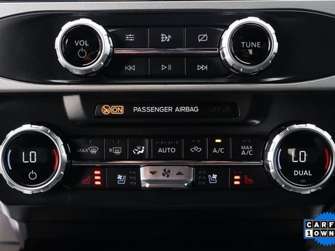 Used 2022 Ford F350 Lariat w/ Black Appearance Package image 33